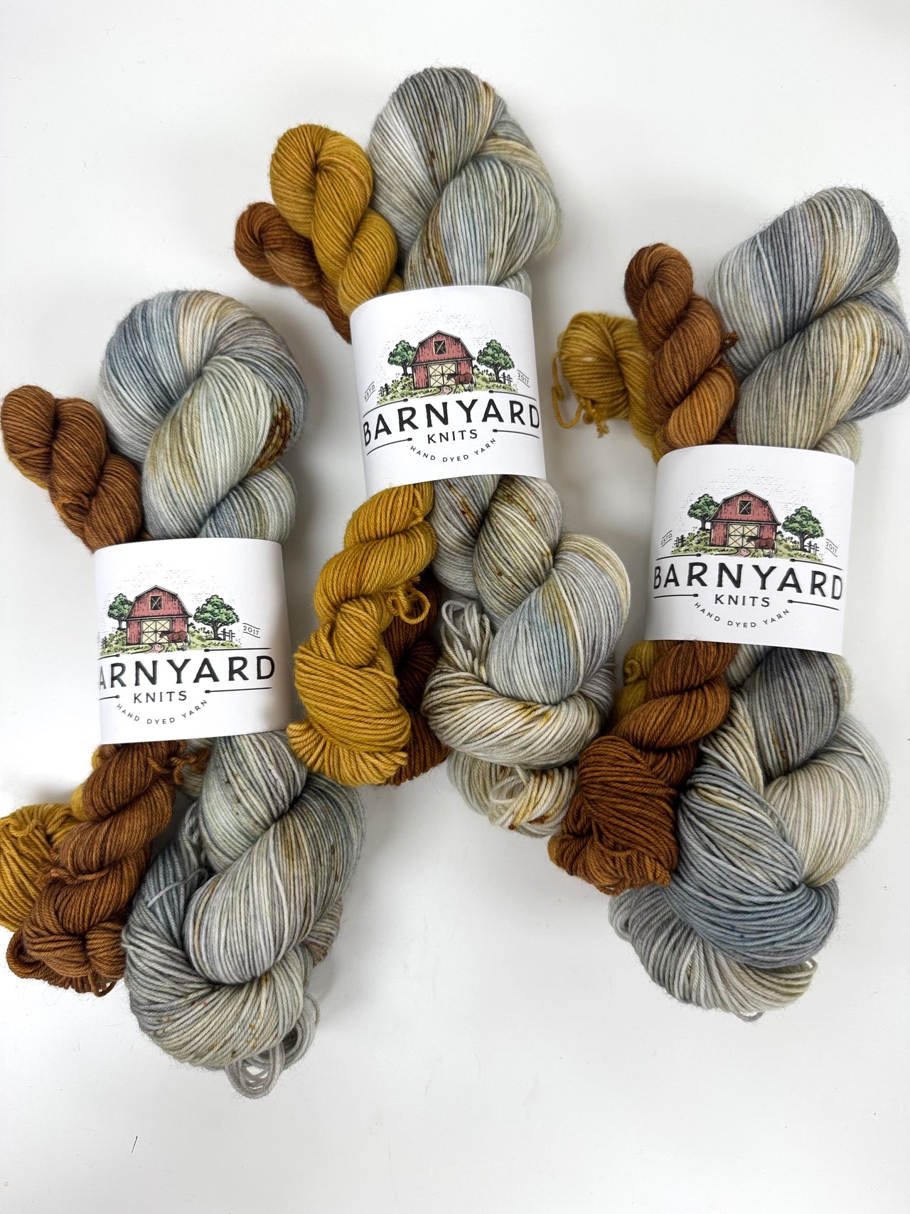 COTTAGE BY THE SEA SOCK SET