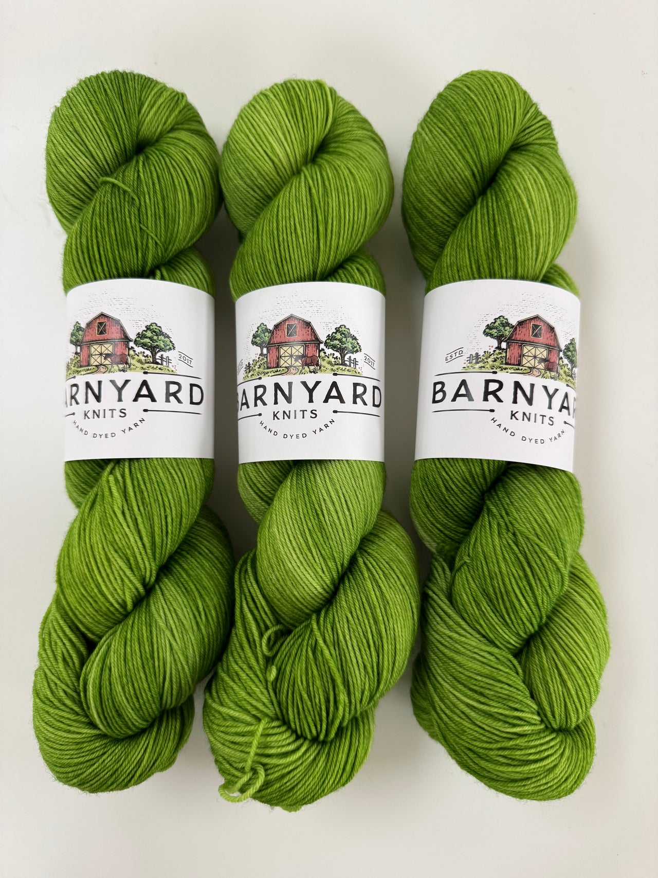 AVOCADO SOCK/FINGERING TONAL